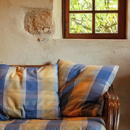 Fairytale Holdiay Home In Saint-Cirq-Madelon With Private Terrace And Pool Ferienhaus Milhac